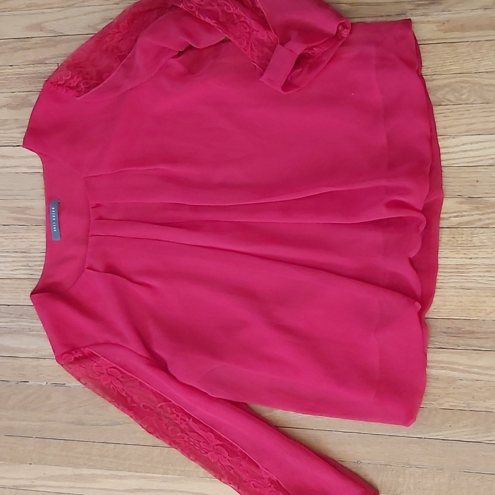 (#21)  Ladies blouse